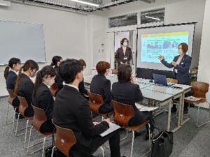 「冬の学内合同業界・企業研究会」を行いました！
