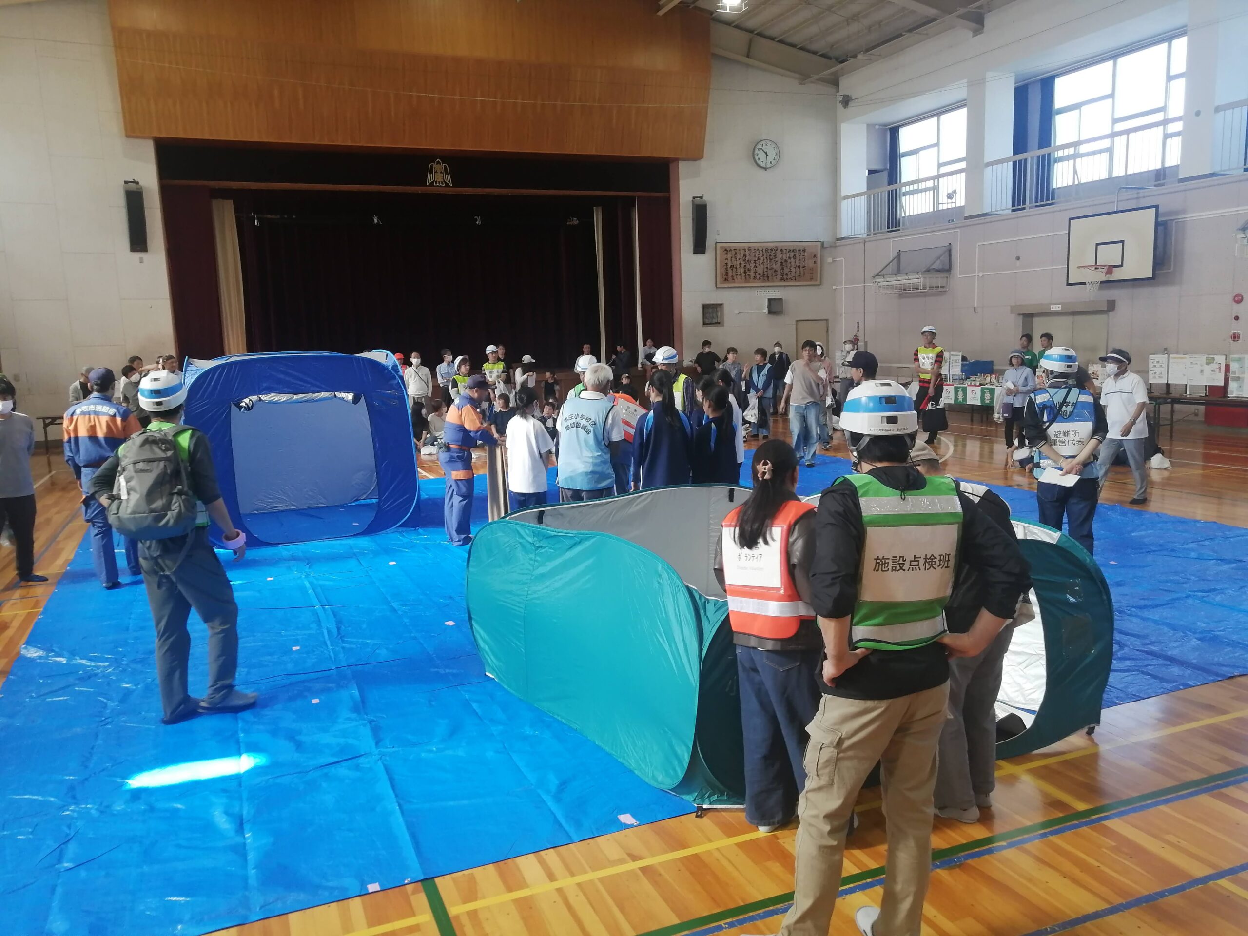 学生と教員が小牧市 本庄地区の防災訓練に参加